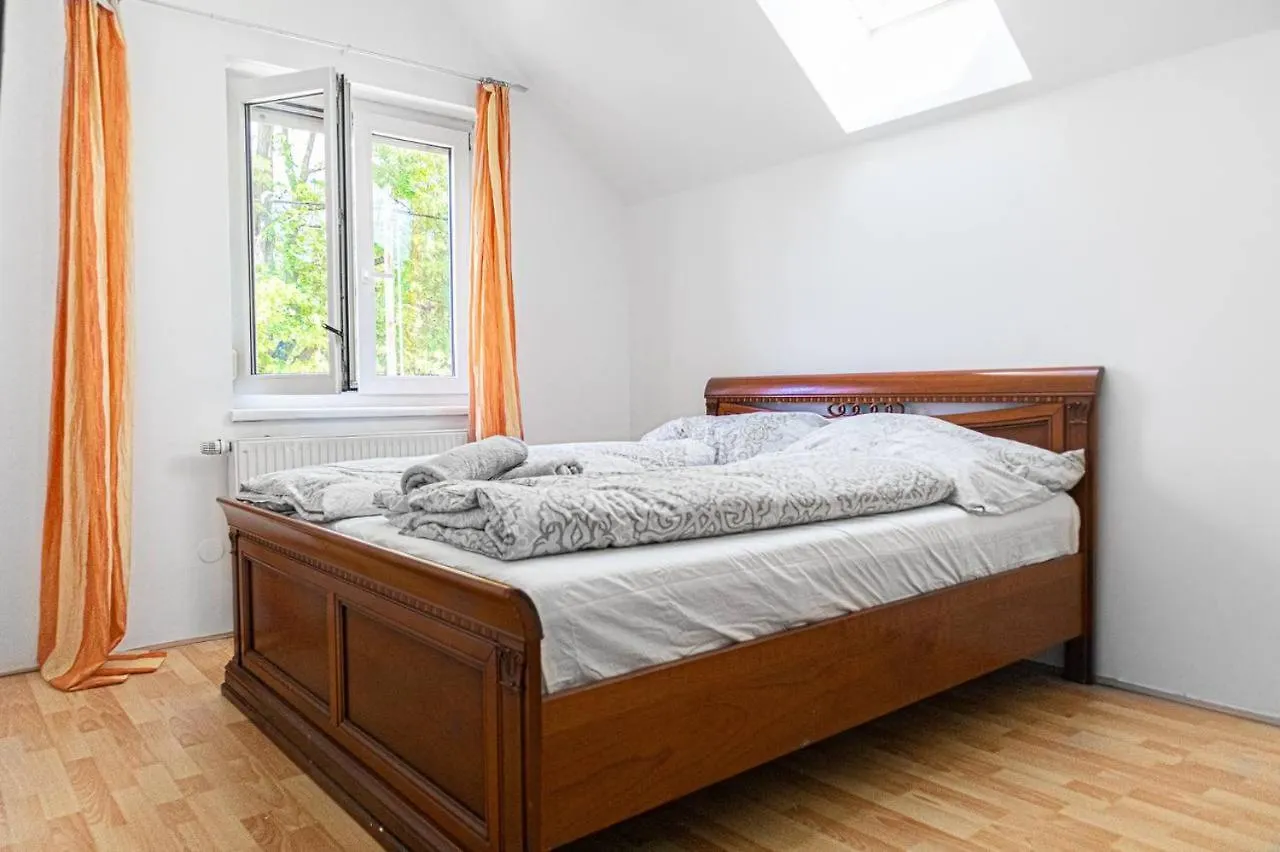 Comfortable Rooms In A Beautiful House Gd Vídeň Ubytování v soukromí