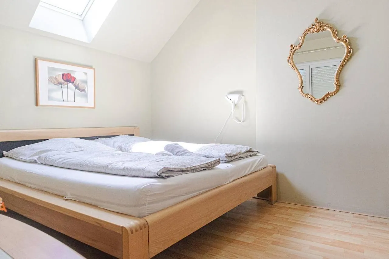 Comfortable Rooms In A Beautiful House Gd Вена Проживание в семье