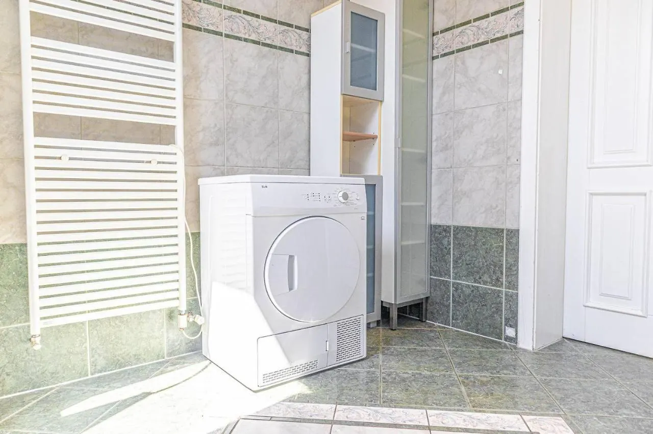 Comfortable Rooms In A Beautiful House Gd Вена Австрия