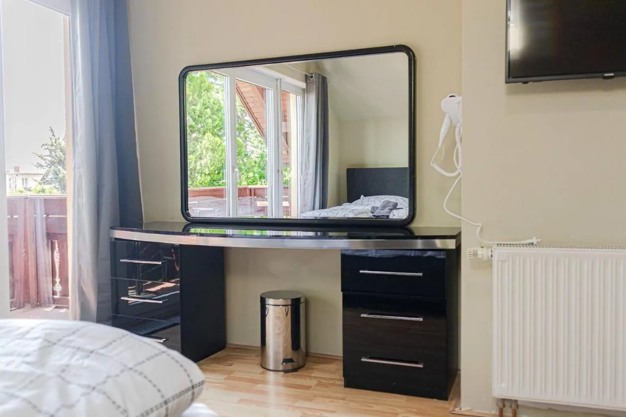 Comfortable Rooms In A Beautiful House Gd Вена 0*,